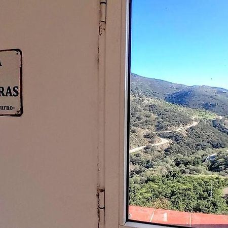 Posada Puente Romano Sedella Екстер'єр фото